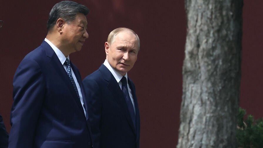 Pertanyaan "Sensitif" sambil minum teh. Apa yang diharapkan dari kunjungan Putin ke Tiongkok?