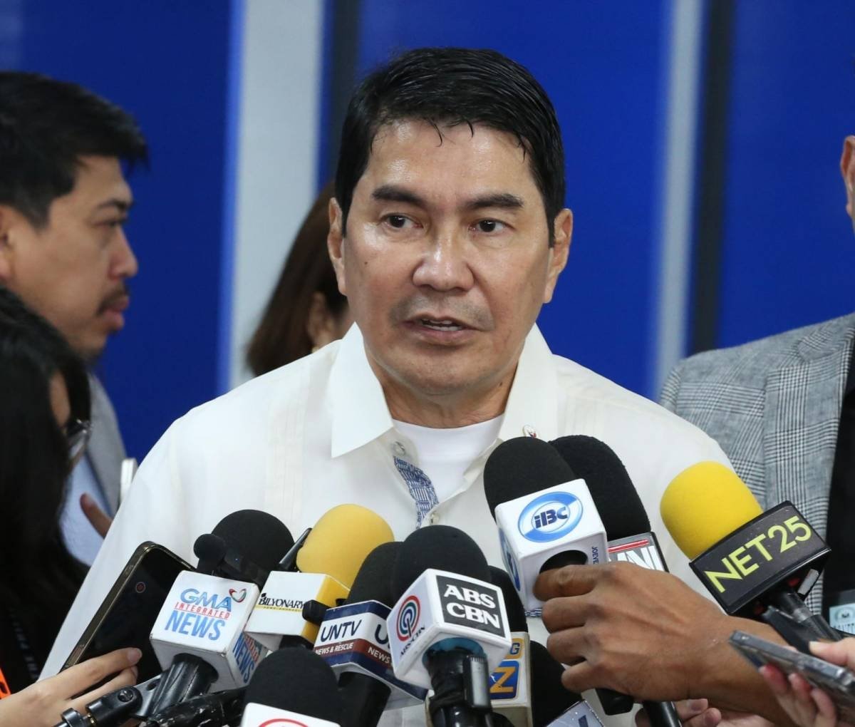 Tulfo menyerukan penyelidikan independen terhadap kekacauan Senat