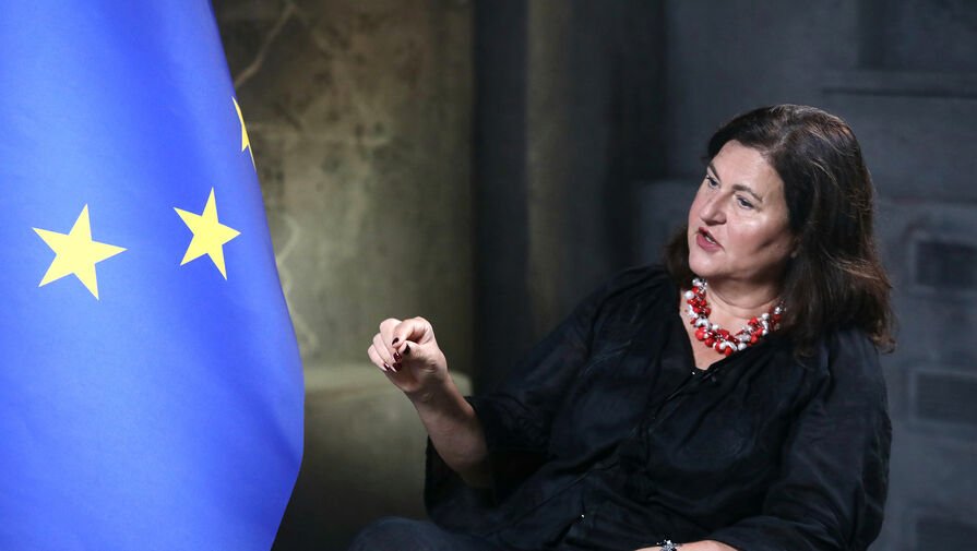 “Itu akan berbahaya.” Bagaimana UE dan AS menanggapi permintaan Rusia untuk meninggalkan Kyiv
