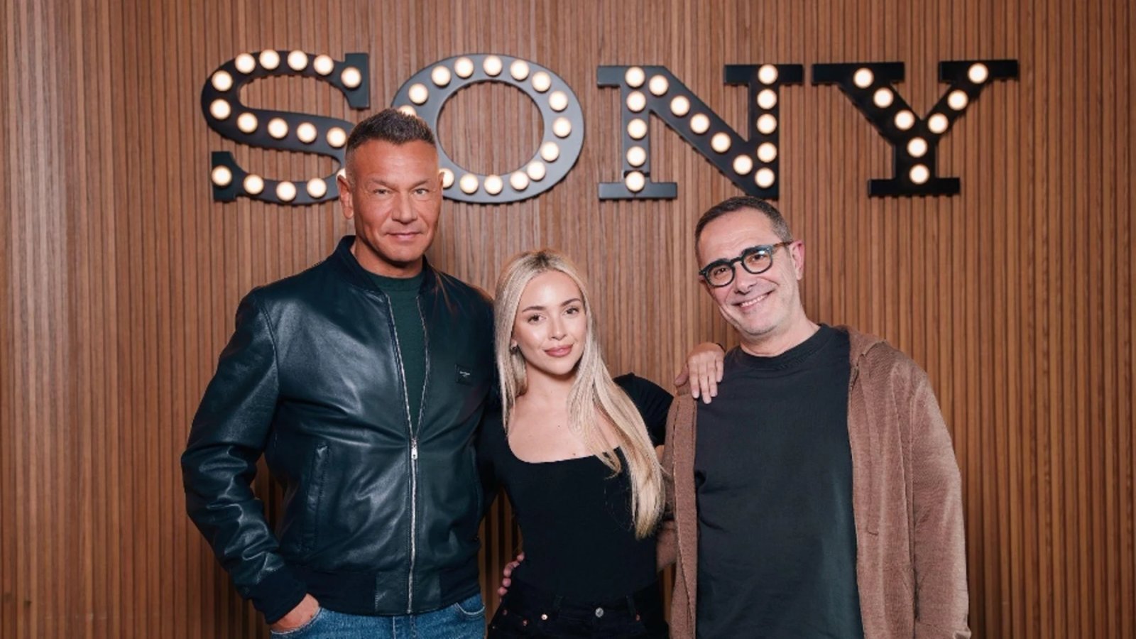 WK Entertainment mengumumkan perjanjian manajemen global dengan Ana Mena
