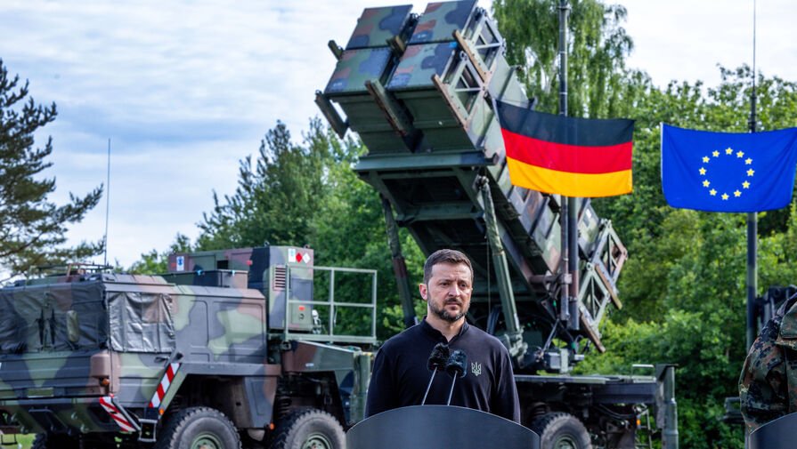 “Tidak hanya Rusia yang menentang”: Zelensky mengisyaratkan bahwa Barat mencegah Ukraina memproduksi rudal