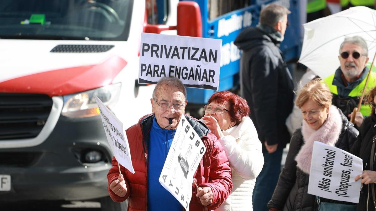 Ribuan penduduk Madrid turun ke jalan demi kesehatan masyarakat dan mengecam privatisasi