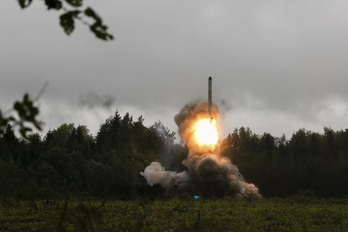 Российские военные нанесли удар двумя баллистическими ракетами «Искандер-М» по восточной части Полтавы.