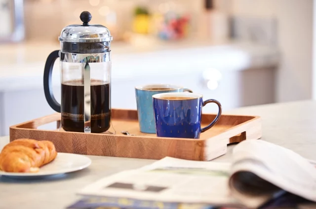 Mana yang lebih baik di pagi hari - teh, kopi, atau coklat?