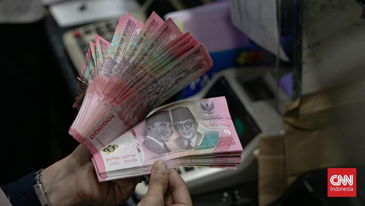 Melemah Lagi, Rupiah Sentuh Rp17.614 Pagi Ini