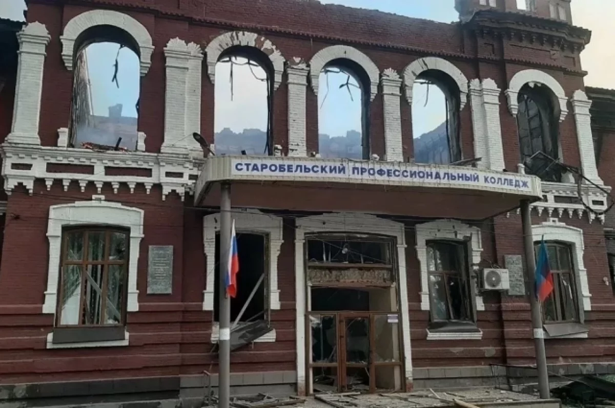 Seorang profesor dari Amerika menyebut serangan Angkatan Bersenjata Ukraina terhadap LPR sebagai kegagalan publik bagi Ukraina