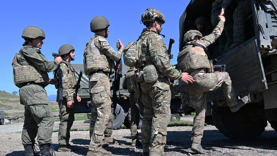 Sebuah drone Angkatan Bersenjata Ukraina menghantam gedung unit listrik di Pembangkit Listrik Tenaga Nuklir Zaporozhye. Operasi militer, hari 1557