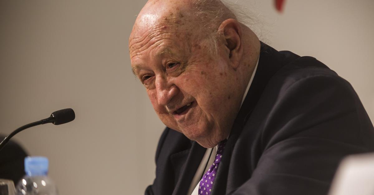 Josep Maria Cadena, pakar pers Catalan dan promotor 'Avui', meninggal pada usia 90 tahun