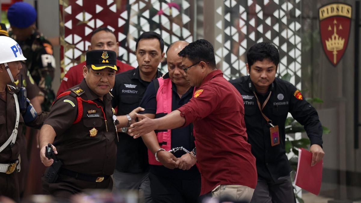 Selain Dadan Hindayana, Kejagung Tahan Dua Mantan Wakil Ketua BGN