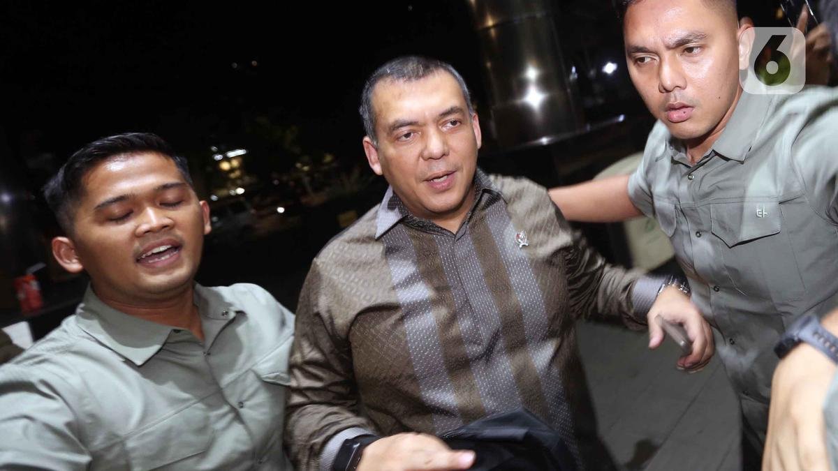 Jelang Tengah Malam, Wamen Imipas Silmy Karim Serahkan Diri ke KPK