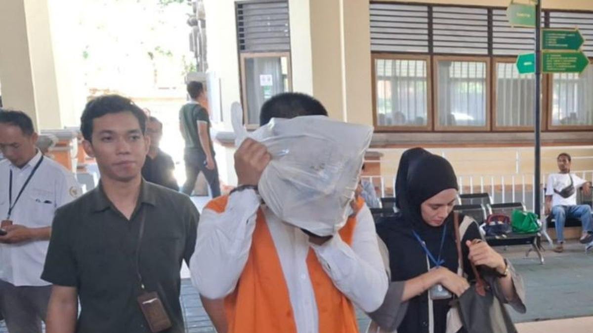 حاول عضو TNI Komcad في قضية بيع وشراء أسلحة غير قانونية