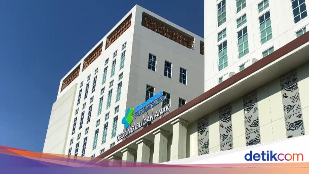 المرأة التي احتجزها توفيق هدايت عولجت على يد جراح تجميل وعيون