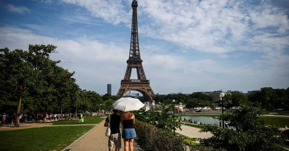 وفاة طفل ثالث في فرنسا بعد أن حوصر في سيارة أثناء موجة الحر