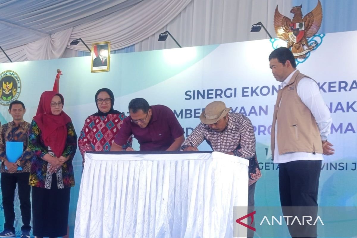 BGN menginstruksikan SPPG untuk membeli telur dari peternak agar harga stabil