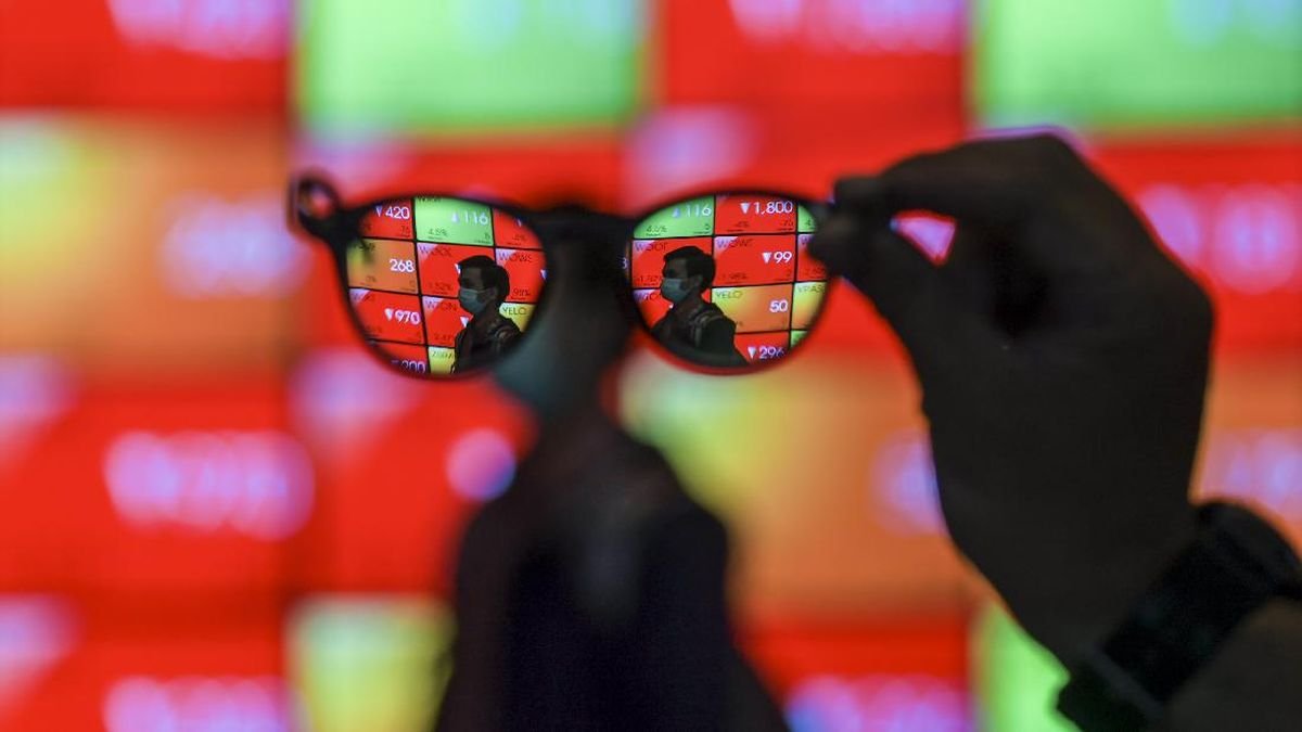 IHSG Ambrol 4,11 Persen ke 5.941 Sore Ini, 692 Saham Terbakar