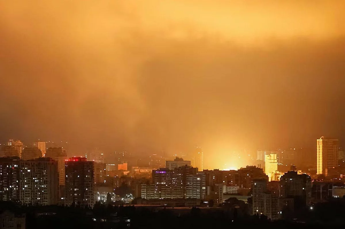 Retribusi tanpa henti. Kyiv hancur: kekacauan, penembakan di jalanan, ledakan