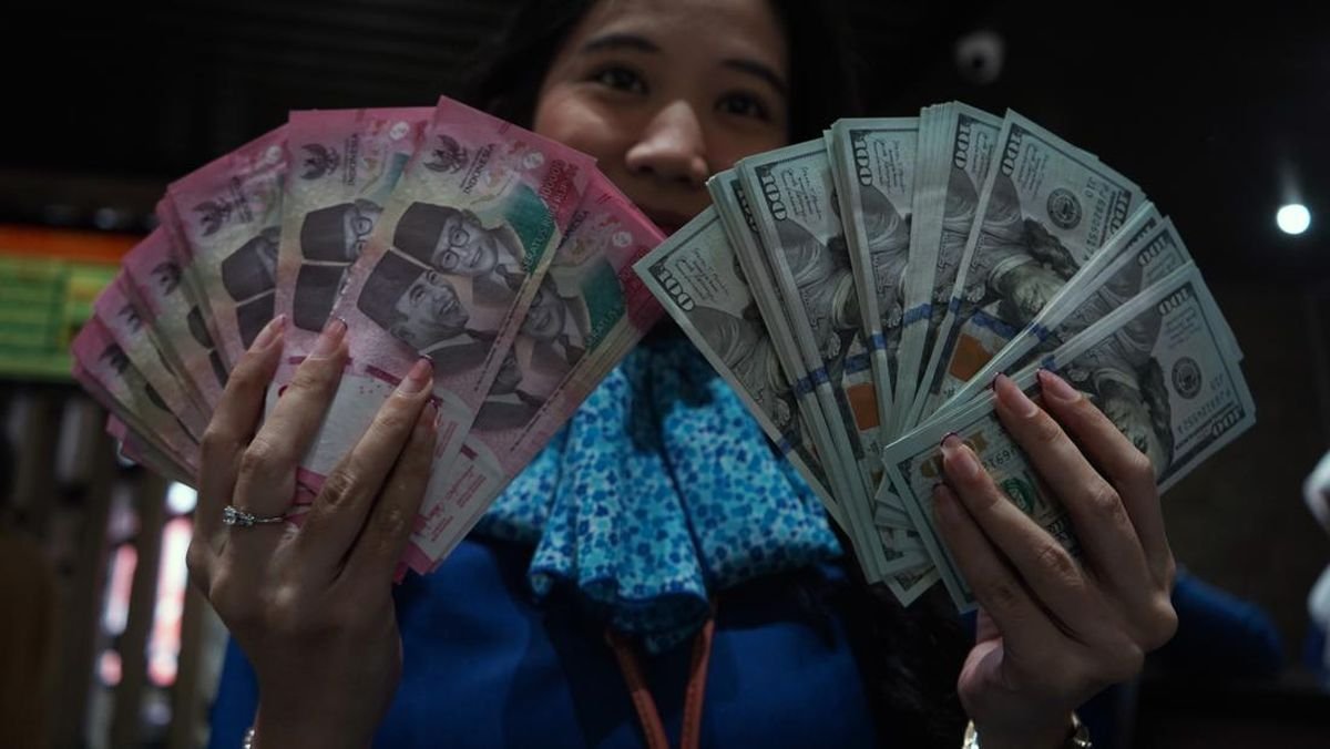 Rupiah Melemah ke Rp17.844 per Dolar AS Pagi Ini