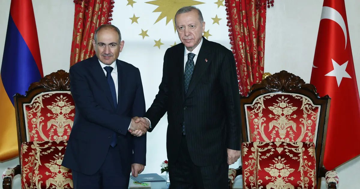 التقى الرئيس أردوغان برئيس الوزراء الأرميني باشينيان