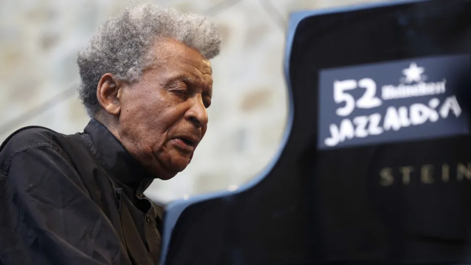Morreu pianista de jazz sul-africano Abdullah Ibrahim. Tinha 91 anos