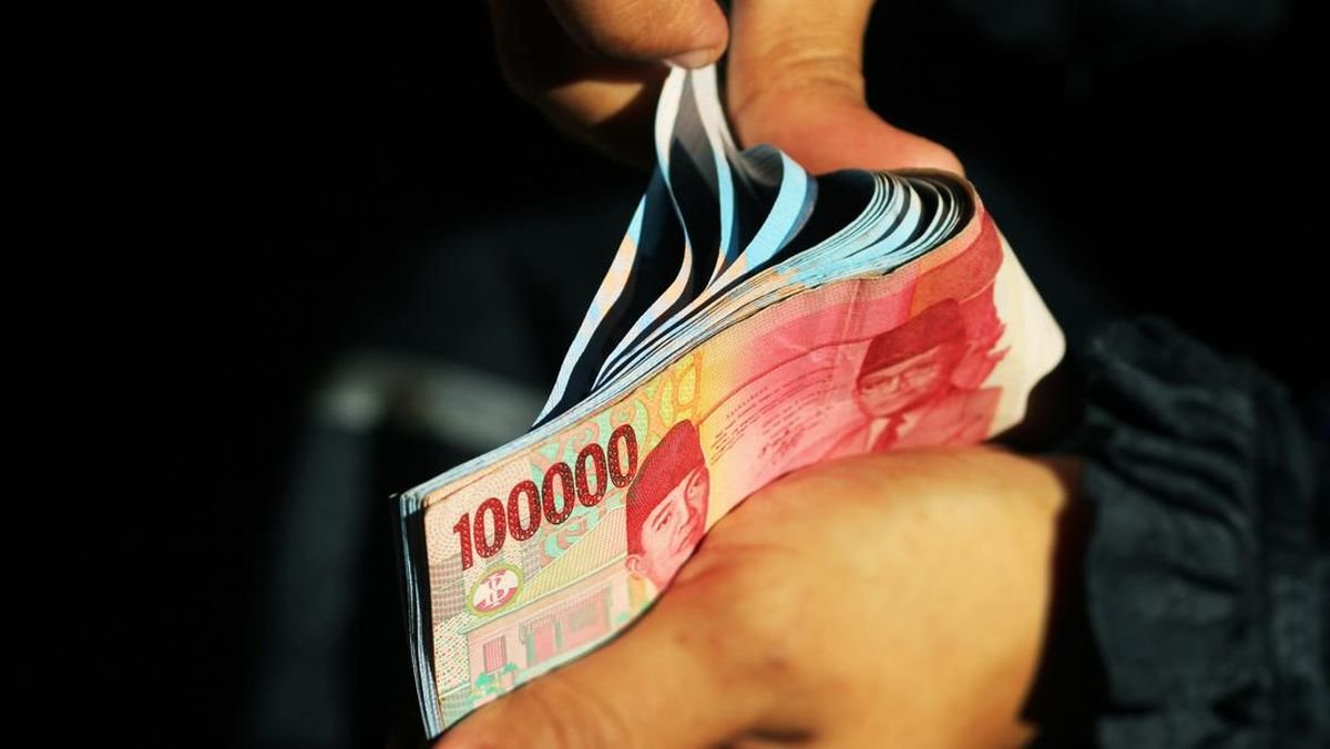 رؤية مقدار ضريبة الموظف JHT التي يطلب سعيد إقبال إزالتها