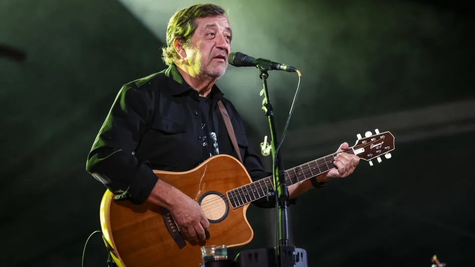 Rui Veloso no concerto da Avenida dos Aliados do Festival Babell
