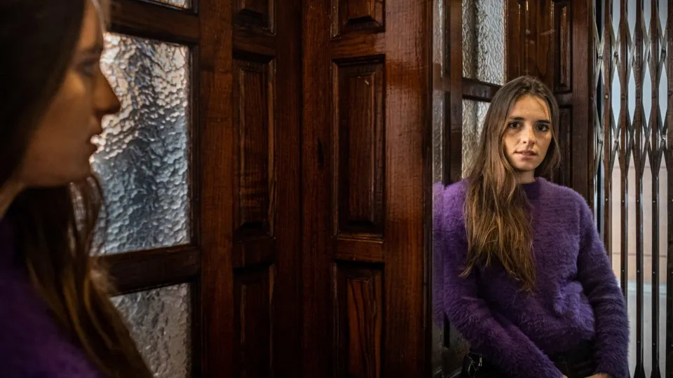 Sara Barros Leitão estreia peça sobre aborto