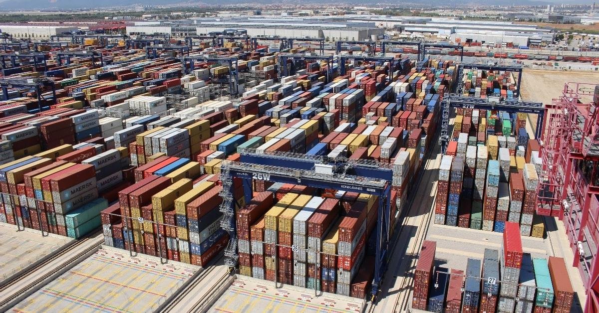 محطة الحاويات التي تركز 42% من الثروة التي يولدها الميناء في انتظار تغيير رأسمالها