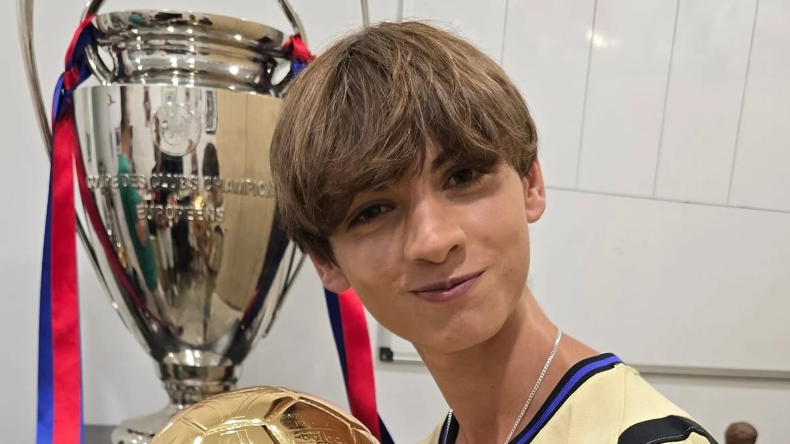 الكروماس: "مع مرور الوقت اكتشفت أن حياتي كانت مراوغة بعض الشيء"