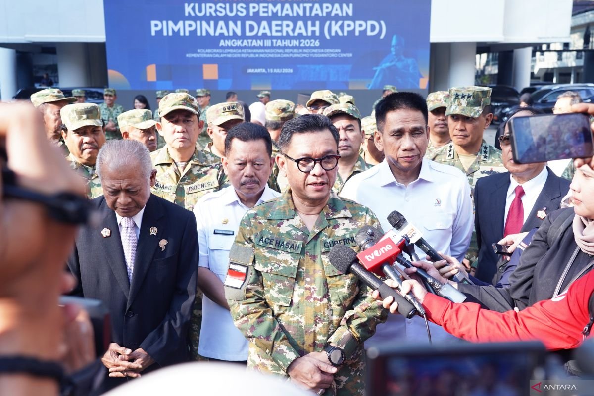 Indonesia to send 25 regional heads to Singapore for governance course