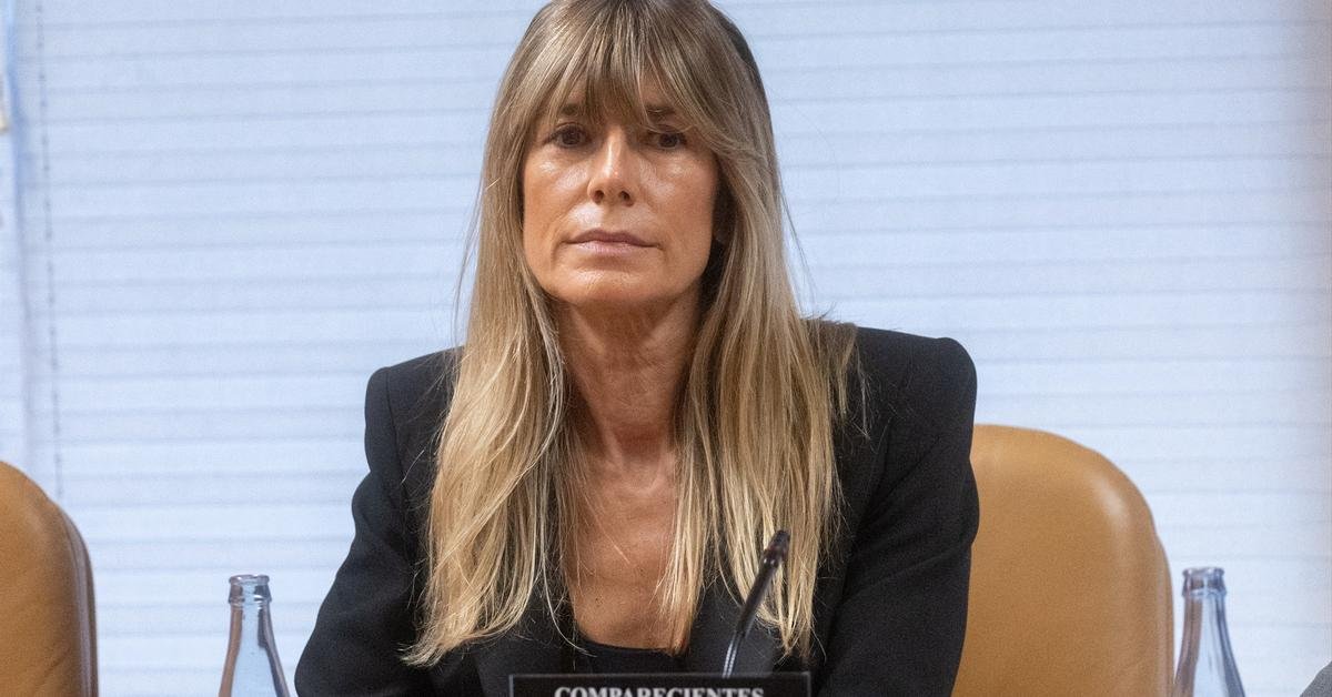 بيجونيا غوميز توقع على محامي جوزيب بوجول للمحاكمة أمام هيئة محلفين شعبية