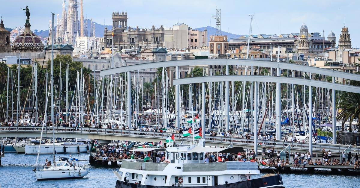 جلسة استماع وطنية للتحقيق مع اثنين من القيادات العليا الإسرائيلية بشأن الاعتداء على أسطول الصمود العالمي