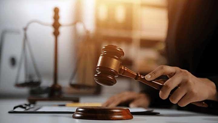 محكمة نمساوية تدين اثنين من المسؤولين السوريين السابقين بارتكاب انتهاكات
