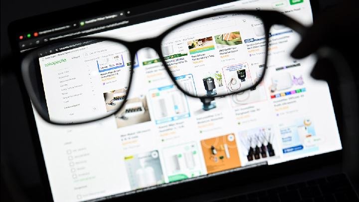 هل قامت TikTok بتسريح أكثر من 1200 موظف في Tokopedia؟