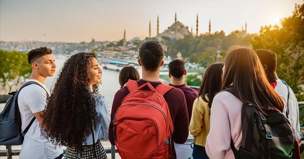 وحتى عدد الشباب التركي كان كافياً. لقد تركت 117 دولة وراءها وهي أصغر دولة مأهولة بالسكان في أوروبا.